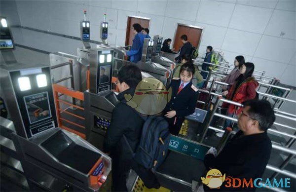 坚决反制！对原产于美国的所有进口商品再加征41%关税